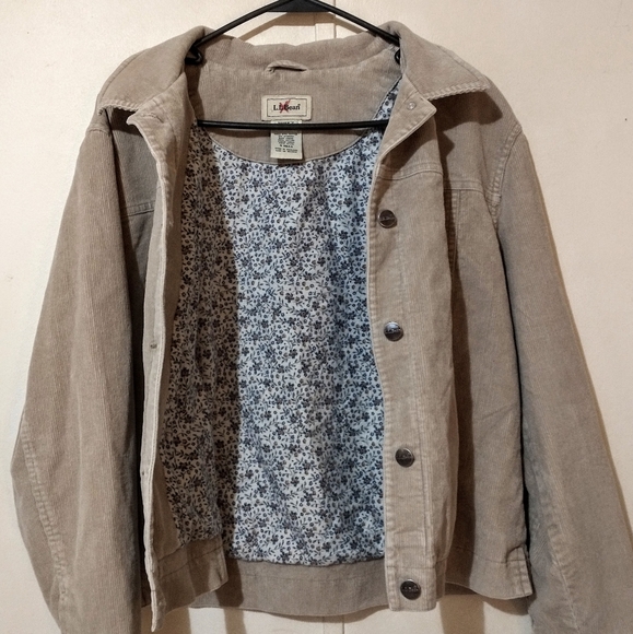 LL. Bean Vintage Corduroy Trucker Style Jacket. Size M - Picture 12 of 12
